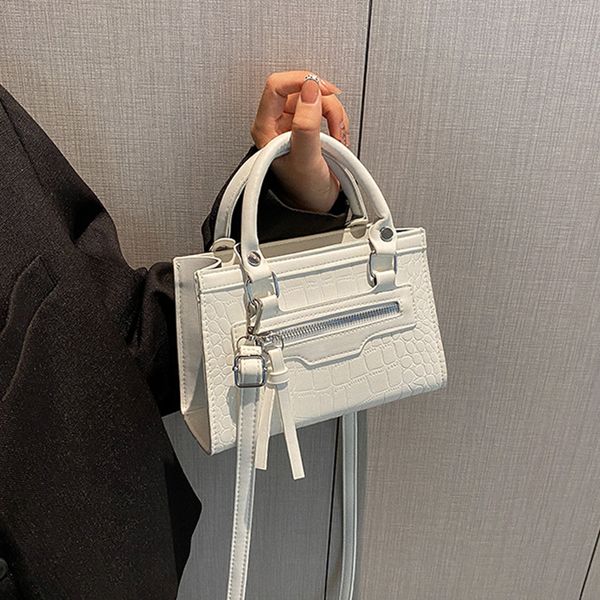 3a quality alligator easy pouch on strap bag handbag women messenger handbags cartoon design spray painting shoulder crossbody bags
3a quality alligator easy pouch on strap bag handbag women messenger handbags cartoon design spray painting shoulder crossbody bags