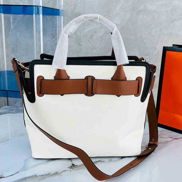 designer tote women shoulder bags check canvas handbag high capacity messenger crossbody lady shopping purse 221129
designer tote women shoulder bags check canvas handbag high capacity messenger crossbody lady shopping purse 221129