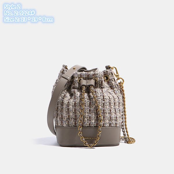 wholesale factory ladies shoulder bags 2 styles winter woolen stitching foreign chain bag sweet little fresh woven handbag street trend plai
wholesale factory ladies shoulder bags 2 styles winter woolen stitching foreign chain bag sweet little fresh woven handbag street trend plai