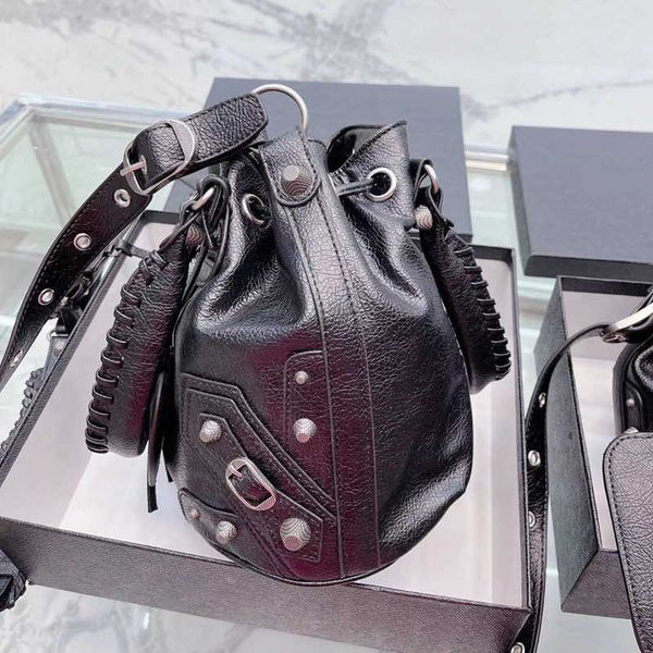 totes motorcycle bag designer tote bag women shopper shoulder bucket bag leather handbag purse shopping handbags 220920
totes motorcycle bag designer tote bag women shopper shoulder bucket bag leather handbag purse shopping handbags 220920