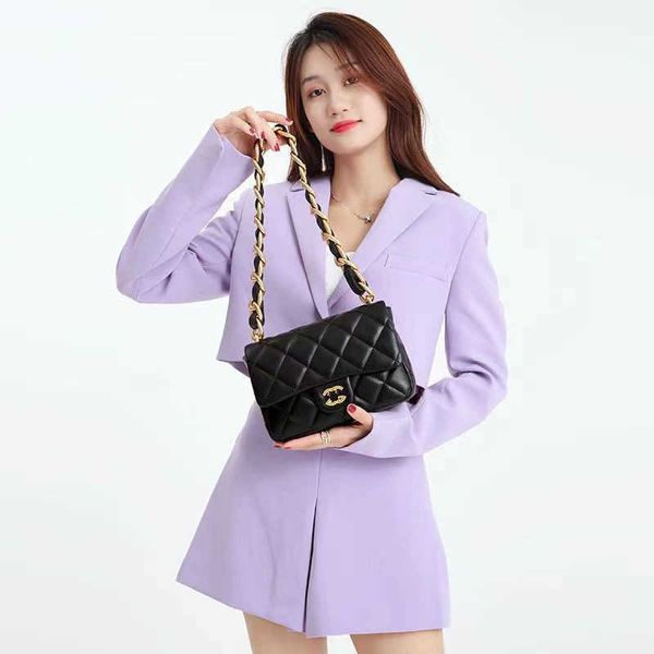 design packagecoarse chain armpit bag 2023 new leather small fragrance diamond shoulder cross body square women
design packagecoarse chain armpit bag 2023 new leather small fragrance diamond shoulder cross body square women