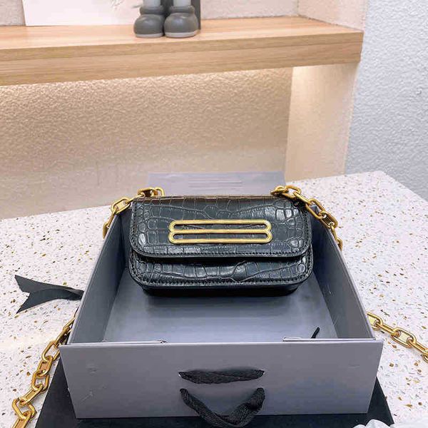 designer luxury womens bag handbag b-shaped paris single shoulder messenger fashion square gift shoulder oblique span versatile handheld bag
designer luxury womens bag handbag b-shaped paris single shoulder messenger fashion square gift shoulder oblique span versatile handheld bag