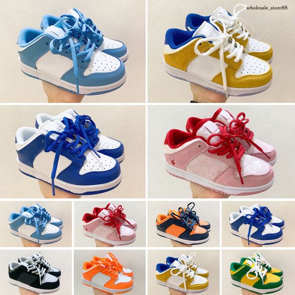 kids designers low running sneakers shoes boys girls white black orange shadow university blue fury red sports outdoor trainers 26-35
kids designers low running sneakers shoes boys girls white black orange shadow university blue fury red sports outdoor trainers 26-35