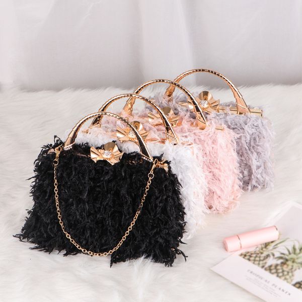evening bags retro trendy feather handbags for women fashion square shoulder bag wedding party clutch with metal handle ladies daily handbag
evening bags retro trendy feather handbags for women fashion square shoulder bag wedding party clutch with metal handle ladies daily handbag