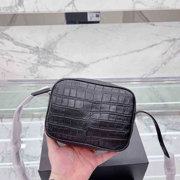 designer luxury womens bag handbag b-shaped paris single shoulder messenger fashion square gift shoulder oblique span versatile handheld bag
designer luxury womens bag handbag b-shaped paris single shoulder messenger fashion square gift shoulder oblique span versatile handheld bag
