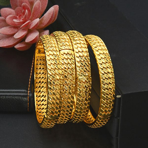 1 piece leaf pattern women bangle bracelet 18k yellow gold filled bridal wedding fashion jewelry gift dia 60mm 7mm wide, Black
1 piece leaf pattern women bangle bracelet 18k yellow gold filled bridal wedding fashion jewelry gift dia 60mm 7mm wide, Black