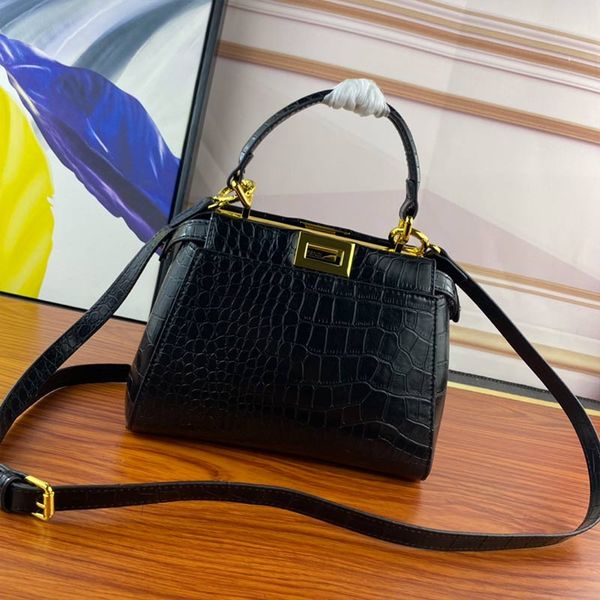 crocodile pattern handbags purse women classic tote bag plain shoulder bags removable strap genuine letters inside fashion letter rotary loc
crocodile pattern handbags purse women classic tote bag plain shoulder bags removable strap genuine letters inside fashion letter rotary loc