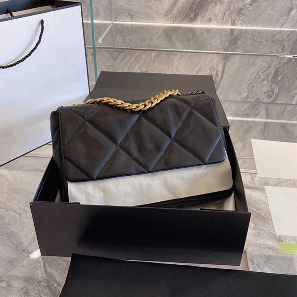 women's luxury designer shoulder bags tote 2023 new fashion texture leather envelope bag portable large capacity crossbody bags factory
women's luxury designer shoulder bags tote 2023 new fashion texture leather envelope bag portable large capacity crossbody bags factory