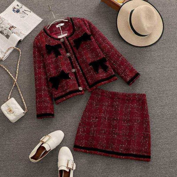 hgih quality small scent tweed two piece set women crop short jacket and skirt sets fall winter vintage 2 piece suits j220813, White;black
hgih quality small scent tweed two piece set women crop short jacket and skirt sets fall winter vintage 2 piece suits j220813, White;black
