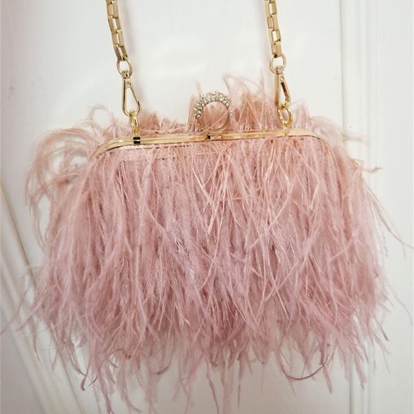 evening bags women famous brands handbag ostrich feather clutch luxury shoulder feathers designer chain party 221129
evening bags women famous brands handbag ostrich feather clutch luxury shoulder feathers designer chain party 221129