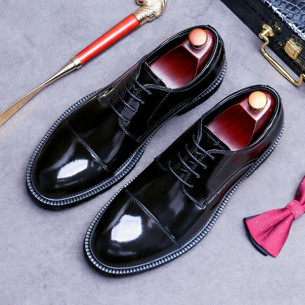 new designer wedding men's shoes business dress leather shoes black brown korean style fashion casual sneakers women british rubber sol
new designer wedding men's shoes business dress leather shoes black brown korean style fashion casual sneakers women british rubber sol