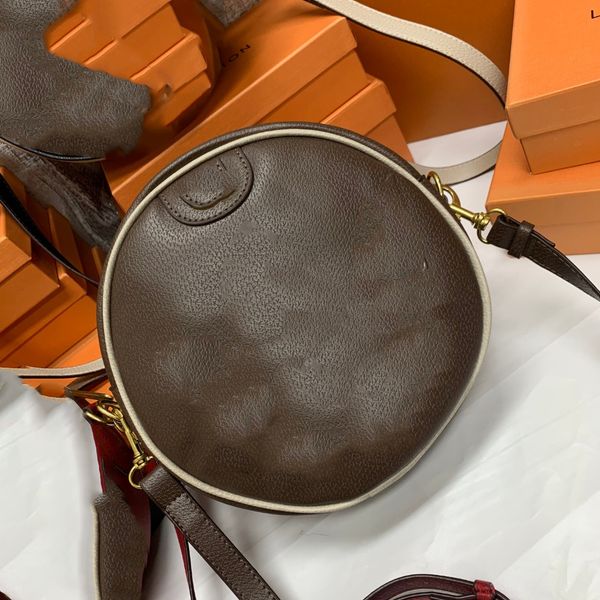 women's bag casual fashion joker solid color autumn and winter round shoulder messenger bag, Black;red
women's bag casual fashion joker solid color autumn and winter round shoulder messenger bag, Black;red