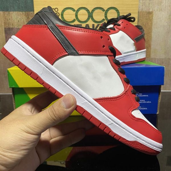 2022 men's and women's designer shoes triple pink sneakers panda white black rose whispering unc low gray fog snow city retro nava
2022 men's and women's designer shoes triple pink sneakers panda white black rose whispering unc low gray fog snow city retro nava