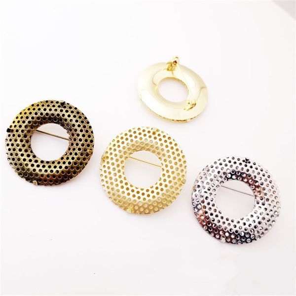 connectors 10pcs 3 85cm round brooch base with mesh copper pin blanks holder back badge diy jewelry finding 221128, Silver
connectors 10pcs 3 85cm round brooch base with mesh copper pin blanks holder back badge diy jewelry finding 221128, Silver