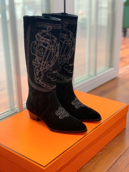 paris designer boots her shoes embroidered western cowboy boots street style black suede rare cool stars fashion show
paris designer boots her shoes embroidered western cowboy boots street style black suede rare cool stars fashion show