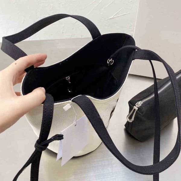 bags tote women high-quality shopping classic white large-capacity handbag messenger shoulder hourglass leather designer lady wallet 211027
bags tote women high-quality shopping classic white large-capacity handbag messenger shoulder hourglass leather designer lady wallet 211027