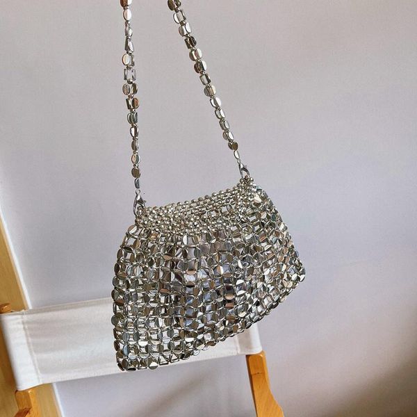 evening bags handmade weave metal beaded ladies handbag retro fashion silver color bling shining shoulder bag clutches womens party 221128
evening bags handmade weave metal beaded ladies handbag retro fashion silver color bling shining shoulder bag clutches womens party 221128