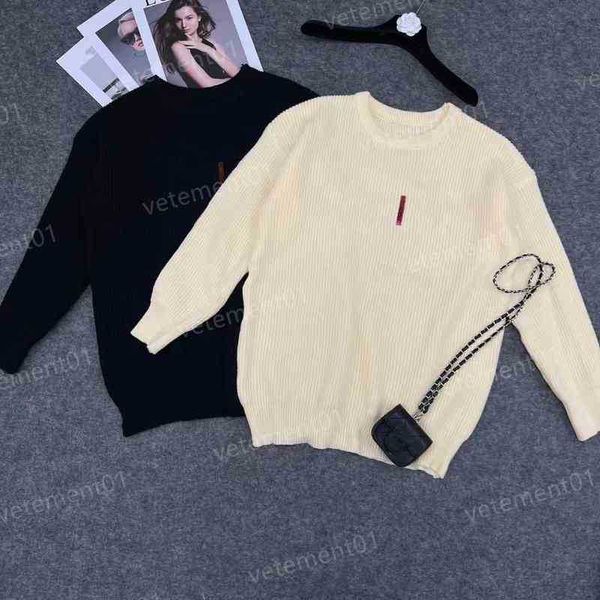 luxury women sweater fall winter warm striped letter logo print long sleeve t-shirt brand designer womens sweaters sandro, White;black
luxury women sweater fall winter warm striped letter logo print long sleeve t-shirt brand designer womens sweaters sandro, White;black