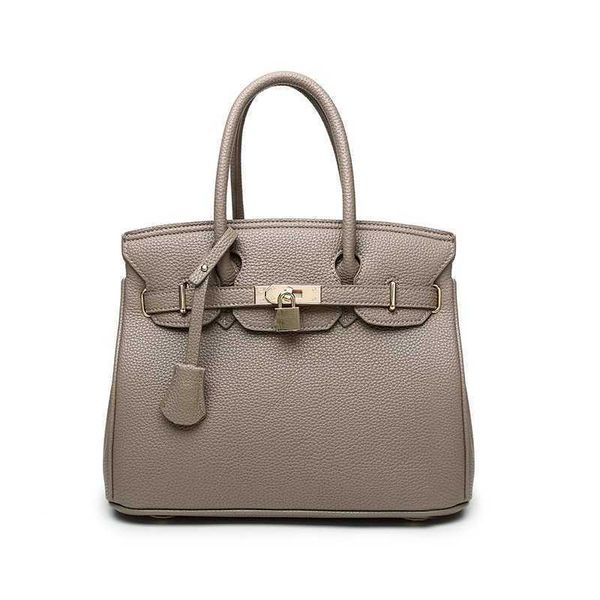 birkin bags 2022 new women's litchi pattern shoulder fashion diagonal handbag red bride's large capacity ayw classical larger
birkin bags 2022 new women's litchi pattern shoulder fashion diagonal handbag red bride's large capacity ayw classical larger