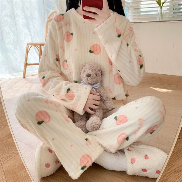 women's sleepwear women's autumn winter warm pajamas pants set flannel thick korean fleece sleepwear female 2 pieces velvet pajama, Black;red
women's sleepwear women's autumn winter warm pajamas pants set flannel thick korean fleece sleepwear female 2 pieces velvet pajama, Black;red