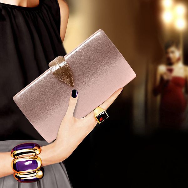 evening bags classic simple ladies clutch handbag fashion dinner party women's bag shoulder metal leaves hasp cluthes purse 221128
evening bags classic simple ladies clutch handbag fashion dinner party women's bag shoulder metal leaves hasp cluthes purse 221128