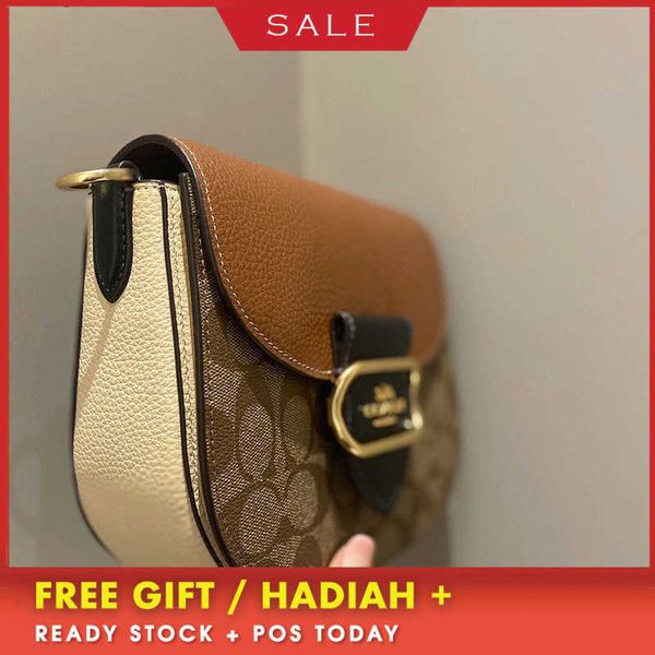 luxury designer bags autumn and winter 2022 new women's bag morgan saddle flap old flower colorblock carriage buckle one shoulder cross
luxury designer bags autumn and winter 2022 new women's bag morgan saddle flap old flower colorblock carriage buckle one shoulder cross