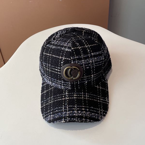 casquette designers hat luxury fashion letters breathe 22 stitching women men sports ball caps outdoor travel sun very, Blue;gray
casquette designers hat luxury fashion letters breathe 22 stitching women men sports ball caps outdoor travel sun very, Blue;gray