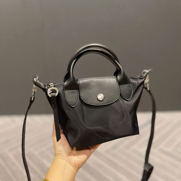 luxury designer bags leather the tote bag women handbag nylon shoulder bag crossbody classic large capacity shopper black 3 sizes very good
luxury designer bags leather the tote bag women handbag nylon shoulder bag crossbody classic large capacity shopper black 3 sizes very good
