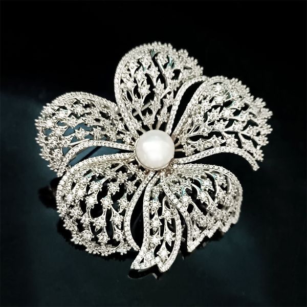 pins brooches heavy industry zirconium hollow flower elegant freshwater pearl fireworks blossom female woman accessories jewelry 221128, Gray
pins brooches heavy industry zirconium hollow flower elegant freshwater pearl fireworks blossom female woman accessories jewelry 221128, Gray