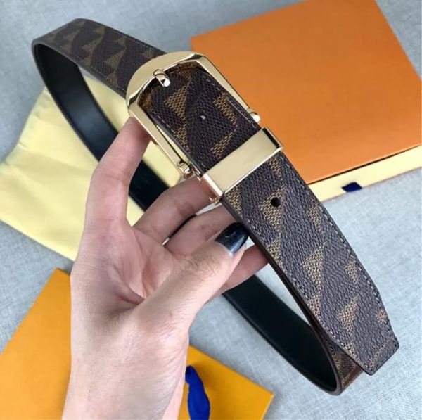2022 fashion belts for women designer mens bb simon rhinestone belt with bling rhinestones as gift, Black;brown
2022 fashion belts for women designer mens bb simon rhinestone belt with bling rhinestones as gift, Black;brown
