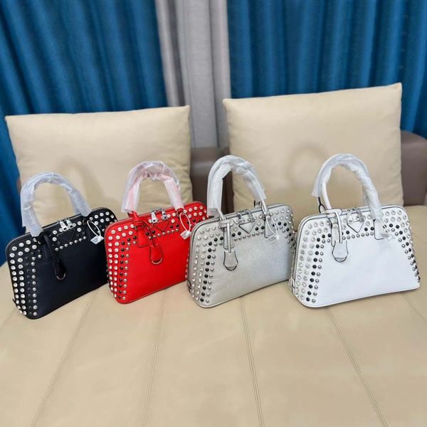 fashion designer totes luxury brand purse open bag wallets women handbags tote real leather bags lady plaid purses duffle luggage by brand s
fashion designer totes luxury brand purse open bag wallets women handbags tote real leather bags lady plaid purses duffle luggage by brand s