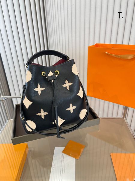 neonoe mini drawstring bucket bag 4-colour purse luxuries designer women bag crossbody shoulder bags handbag women's bella leather hand
neonoe mini drawstring bucket bag 4-colour purse luxuries designer women bag crossbody shoulder bags handbag women's bella leather hand