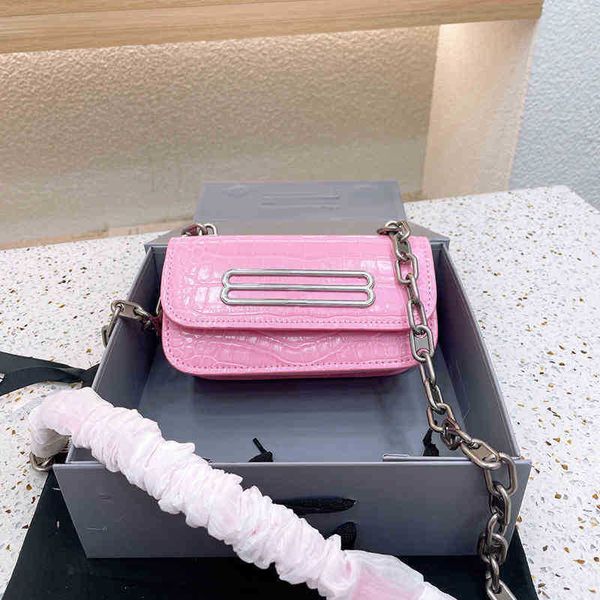 evening bags shoulder bag messenger vintage fashion designer handbags crossbody ladies purses shopping women classic retro wallets handle 05
evening bags shoulder bag messenger vintage fashion designer handbags crossbody ladies purses shopping women classic retro wallets handle 05