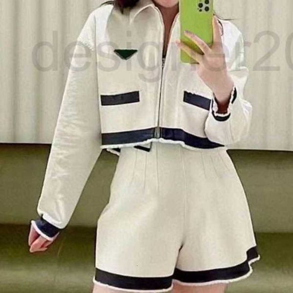 women's tracksuits designer 22ss designer women fashion clothing suits denim jacket short skirt tees pants ladys casual six pieces sets, Gray
women's tracksuits designer 22ss designer women fashion clothing suits denim jacket short skirt tees pants ladys casual six pieces sets, Gray