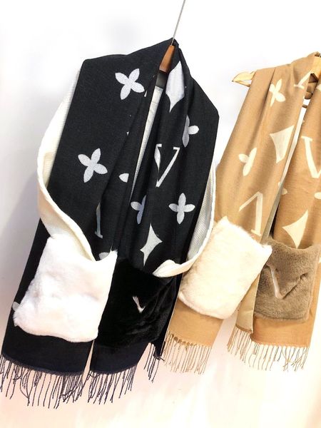 2022 fashion new designer cashmere pocket scarf autumn and winter warm rabbit hair pocket shawl wear gift, Blue;gray
2022 fashion new designer cashmere pocket scarf autumn and winter warm rabbit hair pocket shawl wear gift, Blue;gray