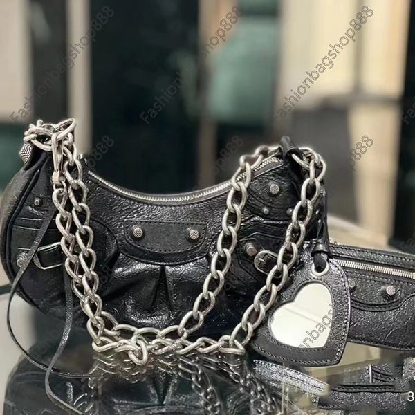 designer bag women's handbag classic motorcycle bag element design rivet quality leather half moon le cagole saddle new chain crescent
designer bag women's handbag classic motorcycle bag element design rivet quality leather half moon le cagole saddle new chain crescent