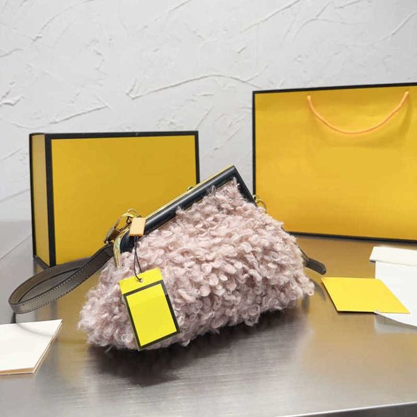 evening bags fru shoulder bags well-known designer purses irregular wallet leather handbag crossbody clutch adjustable strap 211127/221111
evening bags fru shoulder bags well-known designer purses irregular wallet leather handbag crossbody clutch adjustable strap 211127/221111
