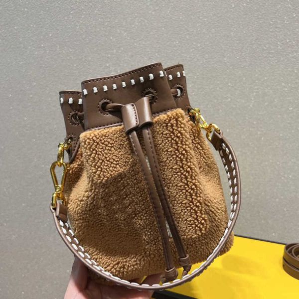 evening bags drawstring bags designer shoulder crossbody bag women luxurys handbags plush leather purse tote clutch handbags bucket 221111
evening bags drawstring bags designer shoulder crossbody bag women luxurys handbags plush leather purse tote clutch handbags bucket 221111