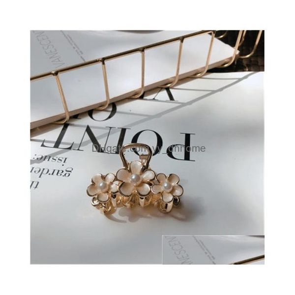 hair clips barrettes fashion women simple hollow metal flower hair claws large size bathing disk clips barrettes hairpin accessori dhcck, Golden;silver
hair clips barrettes fashion women simple hollow metal flower hair claws large size bathing disk clips barrettes hairpin accessori dhcck, Golden;silver