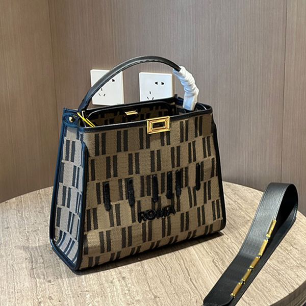luxury saddle crossbody fendyity bags for womens multicolor handbag designer sling baguette the tote bag shoulder purses woman 7a fends wall
luxury saddle crossbody fendyity bags for womens multicolor handbag designer sling baguette the tote bag shoulder purses woman 7a fends wall
