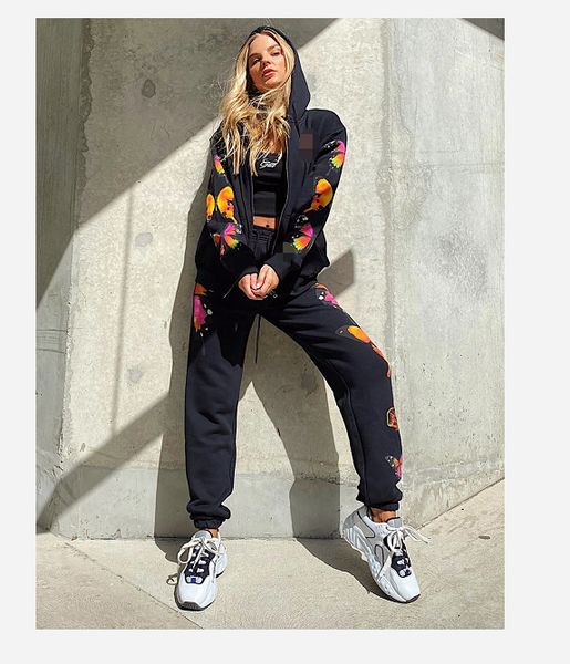 women's two piece pants 2 pieces sport suit set women ed female clothes zipper up hoodies coats white black street wear 221130
women's two piece pants 2 pieces sport suit set women ed female clothes zipper up hoodies coats white black street wear 221130