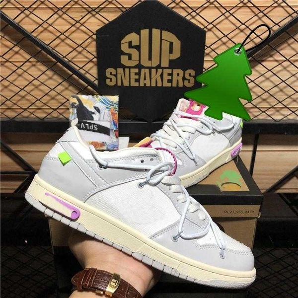2022 men woman sb low running shoes black white the 50 ts night of mischief chunky bears strange love unc mens sports trainers
2022 men woman sb low running shoes black white the 50 ts night of mischief chunky bears strange love unc mens sports trainers