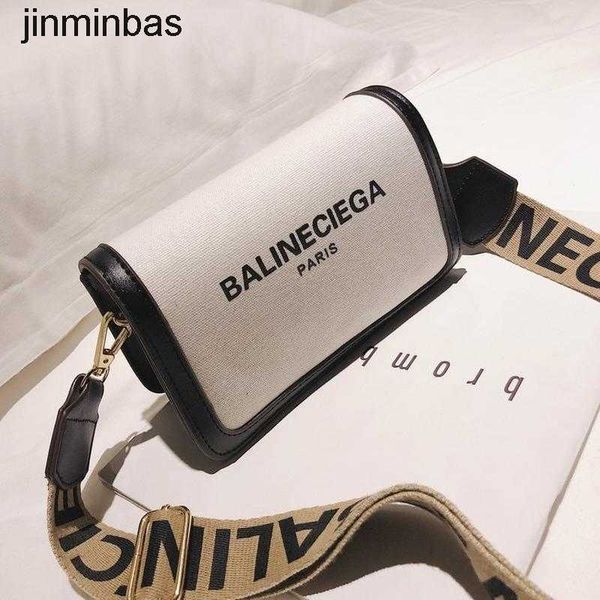 tote bag factory wholesale and retail korean version simple shoulder bag female purse hbag
tote bag factory wholesale and retail korean version simple shoulder bag female purse hbag