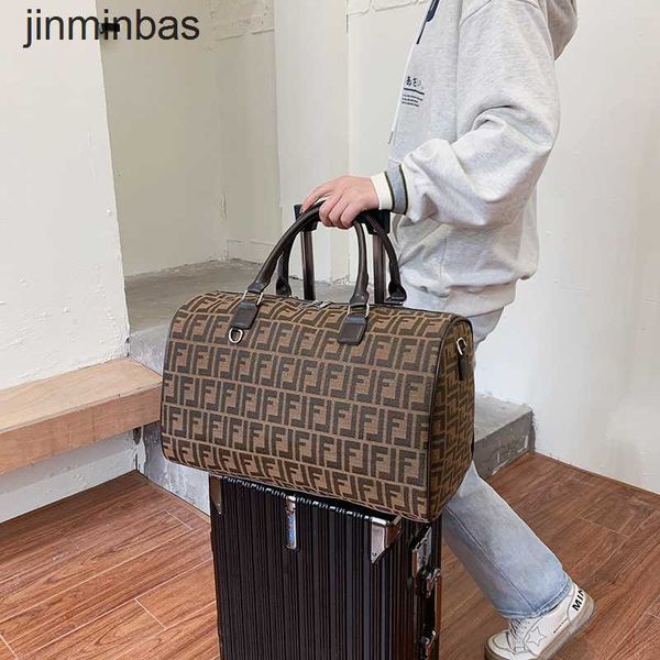 tote bag factory wholesale and retail new printed letter portable travel women's large capacity fitns leisure sports fitns yoga bag
tote bag factory wholesale and retail new printed letter portable travel women's large capacity fitns leisure sports fitns yoga bag