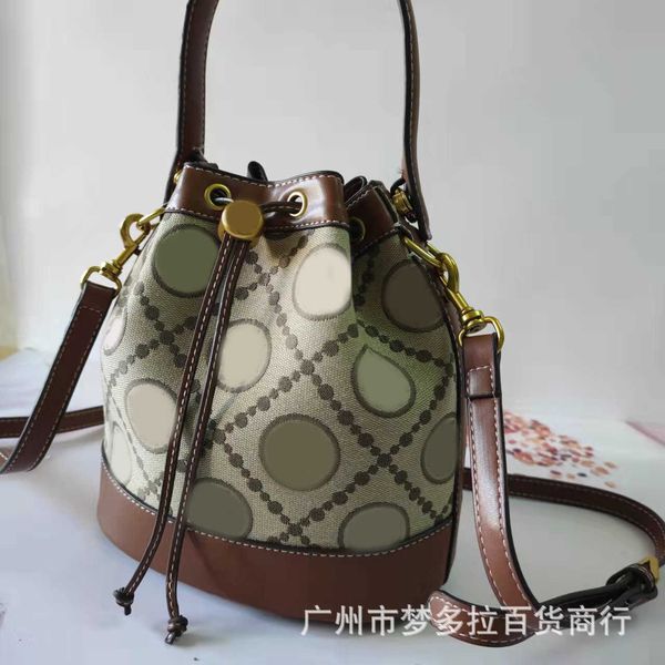 shoulder bags luxurys designers fashion womens t quality high crossbody handbags ladies totes sewing bucket bag purse 2022 cr
shoulder bags luxurys designers fashion womens t quality high crossbody handbags ladies totes sewing bucket bag purse 2022 cr