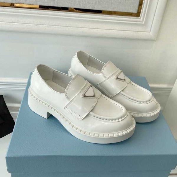 designer shoes loafers men women platform sneakers rubber black shiny leather chunky round head sneaker thick bottom shoe si
designer shoes loafers men women platform sneakers rubber black shiny leather chunky round head sneaker thick bottom shoe si