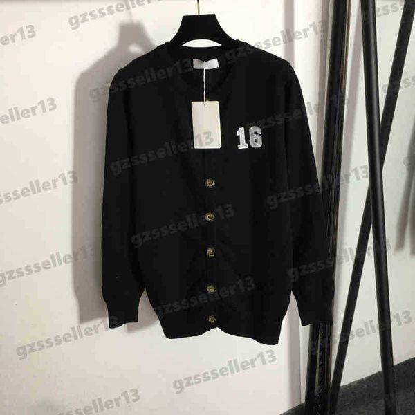 cardigan women sweaters ce number 16 back embroidered letter logo knitted sweater crew neck long sleeve cardigans designers womens clothing, White;black
cardigan women sweaters ce number 16 back embroidered letter logo knitted sweater crew neck long sleeve cardigans designers womens clothing, White;black