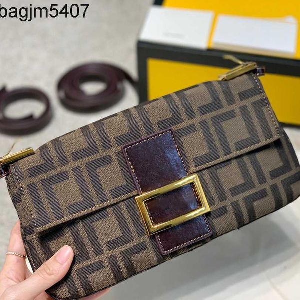 design bag factory wholesale and retail 2023 new old flower stick bag letter printing shoulder portable canvas
design bag factory wholesale and retail 2023 new old flower stick bag letter printing shoulder portable canvas