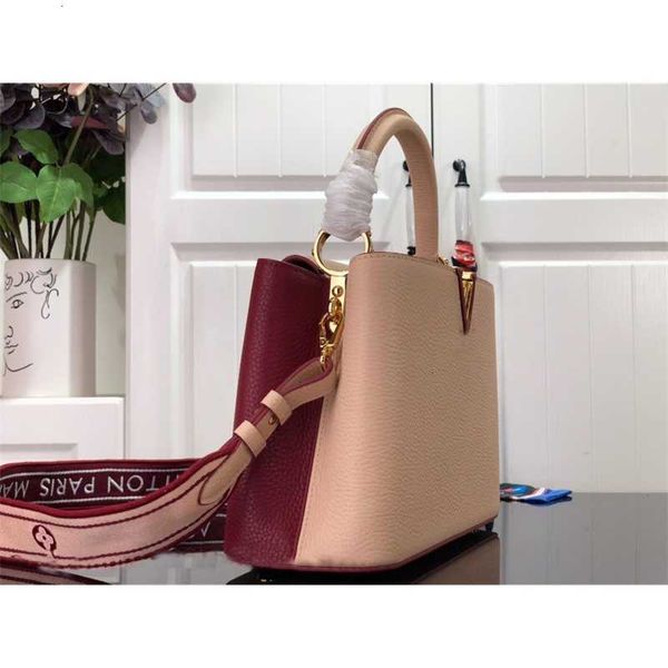 designer bags luxury handbags shoulder bag quality genuine leather strap metal pendant lady messenger small purse multi pochette onthego sli
designer bags luxury handbags shoulder bag quality genuine leather strap metal pendant lady messenger small purse multi pochette onthego sli