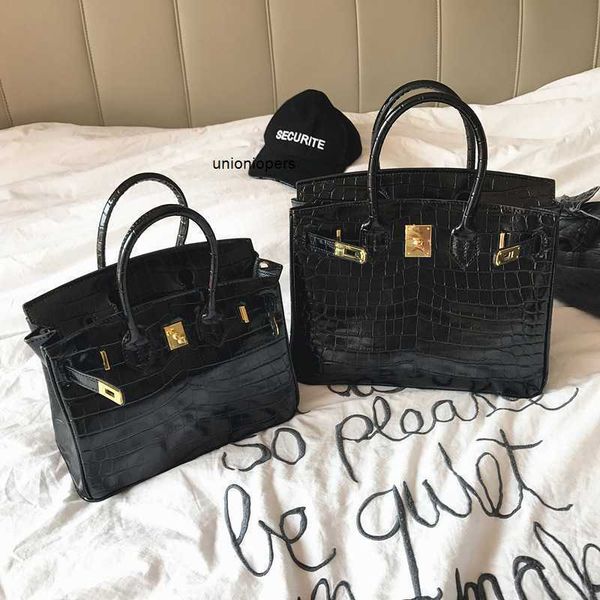 birkin bags bao xia 2022 new stone lock fashion one shoulder portable messenger high texture fashionable women's bag ayw
birkin bags bao xia 2022 new stone lock fashion one shoulder portable messenger high texture fashionable women's bag ayw